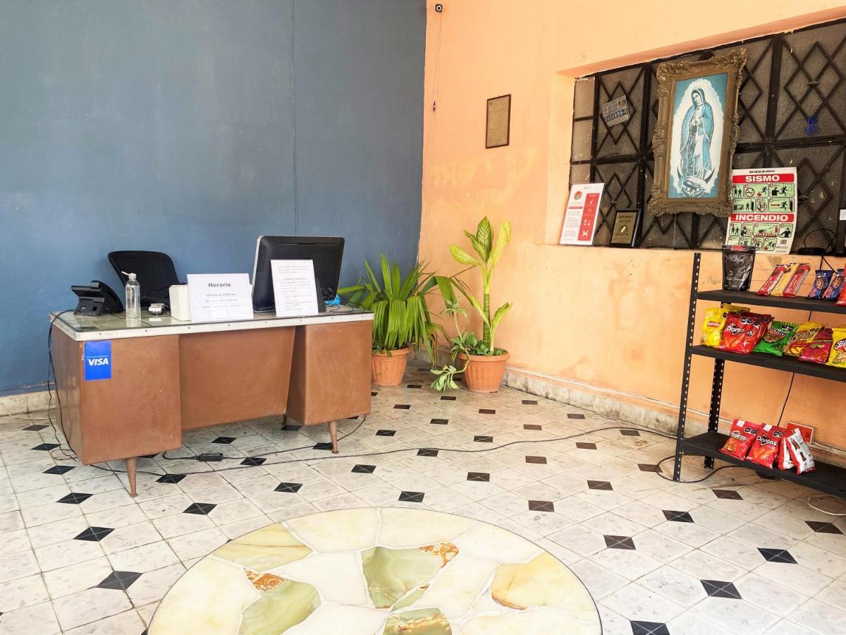 OYO Posada Espinosa Mérida Exterior foto