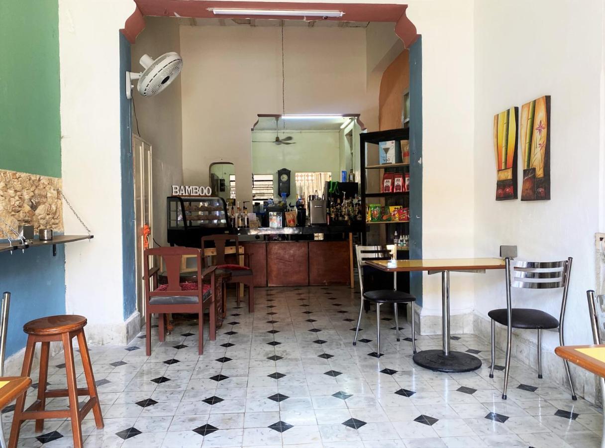 OYO Posada Espinosa Mérida Exterior foto