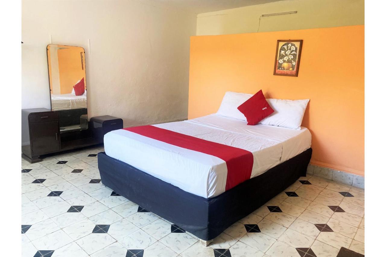 OYO Posada Espinosa Mérida Exterior foto